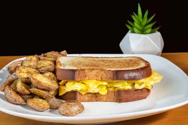 2 Eggs with Cheese, Meat and Hashbrown