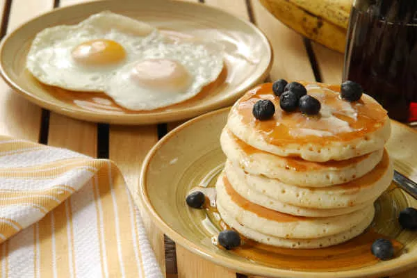 Pancakes with 2 Eggs