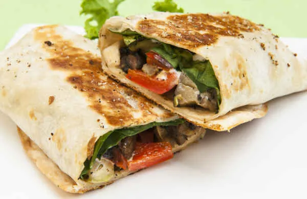 Healthy Wrap (Vegetables & Goat Cheese)